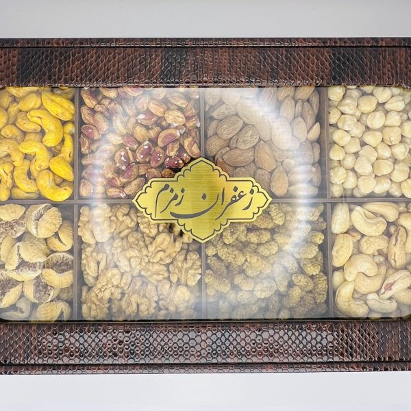 علبة جلدية فاخرة جداً