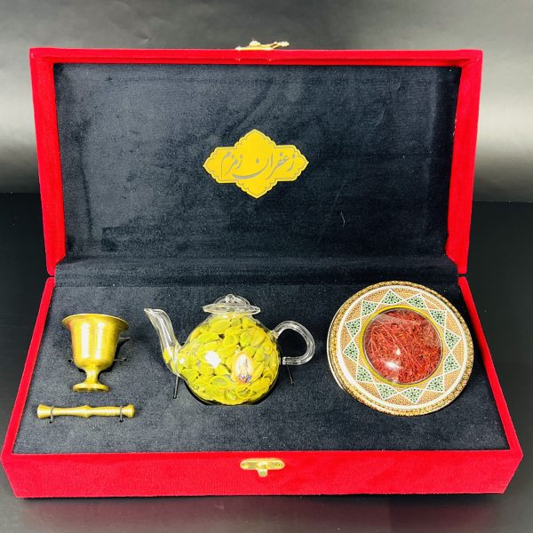 باكس هدية مخملي خاتم مع إبريق