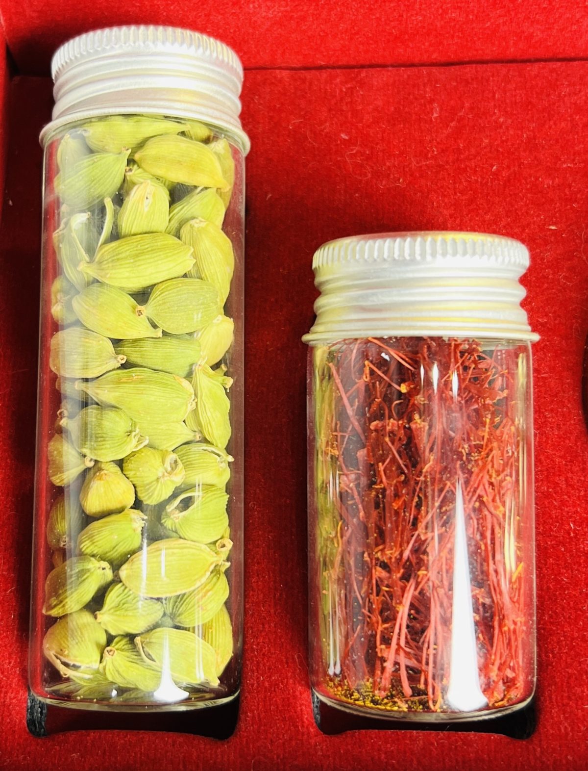 ⁦باكس هدية جلدي 4 عبوات⁩ - الصورة ⁦3⁩