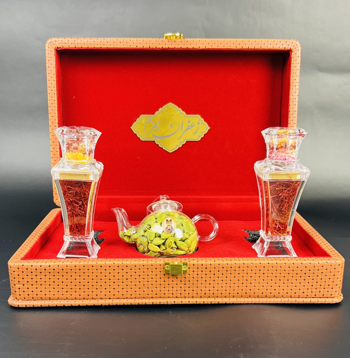 ⁦باكس جلدي 2 برليان مع إبريق⁩ - الصورة ⁦3⁩