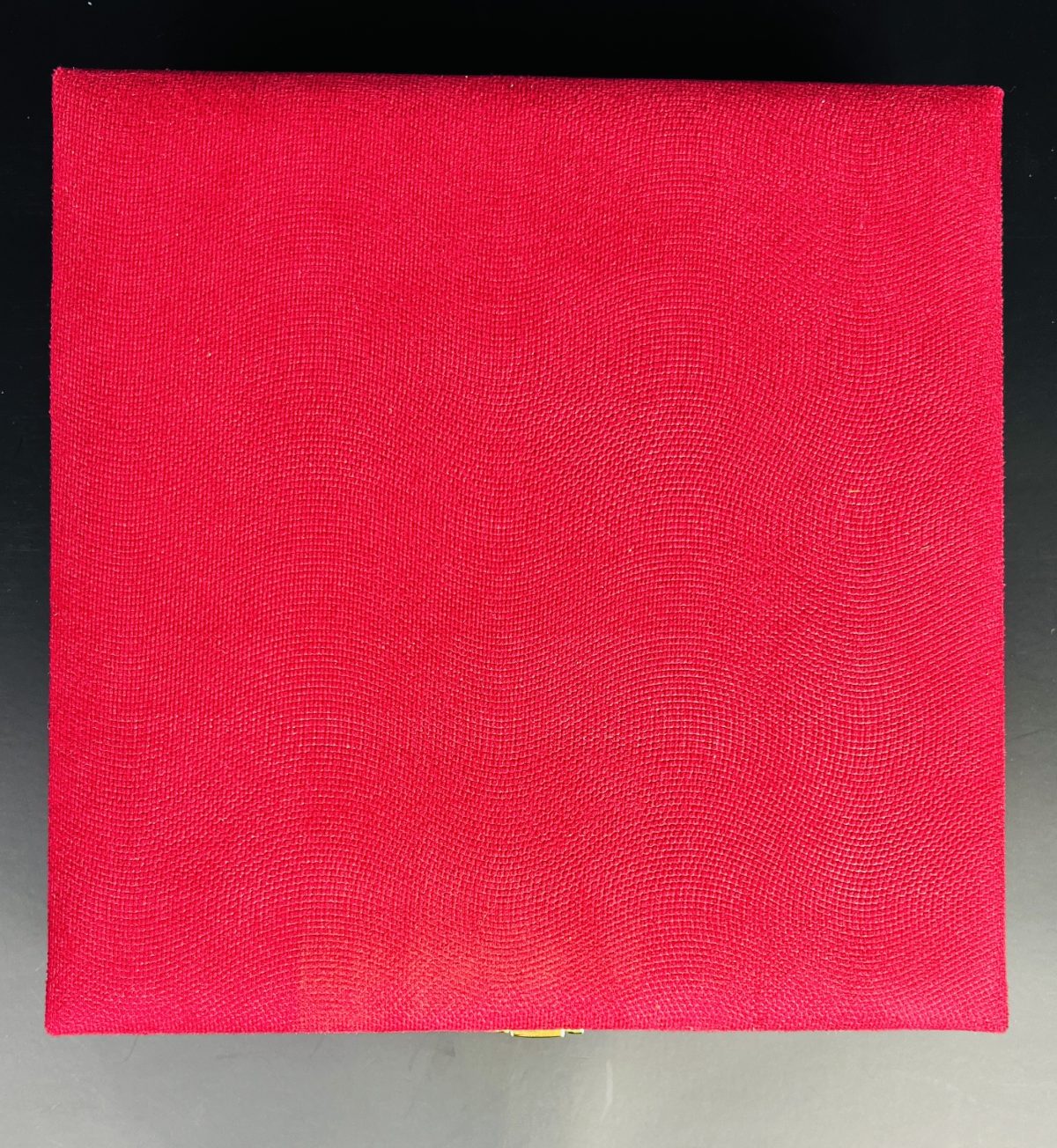 ⁦باكس هدية مخمل برليان مع هيل و هاون⁩ - الصورة ⁦2⁩