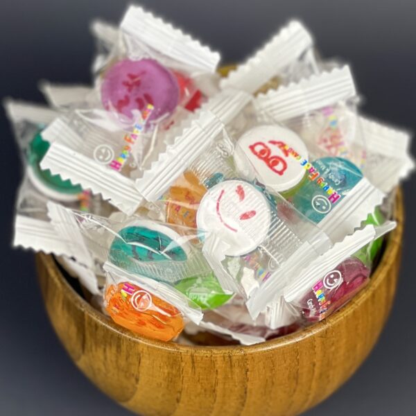 حَلْوى الفَواكِه وَالنَّعناع