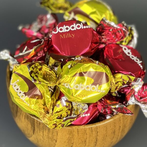 شَعْر بَنات مُخْتَلِط