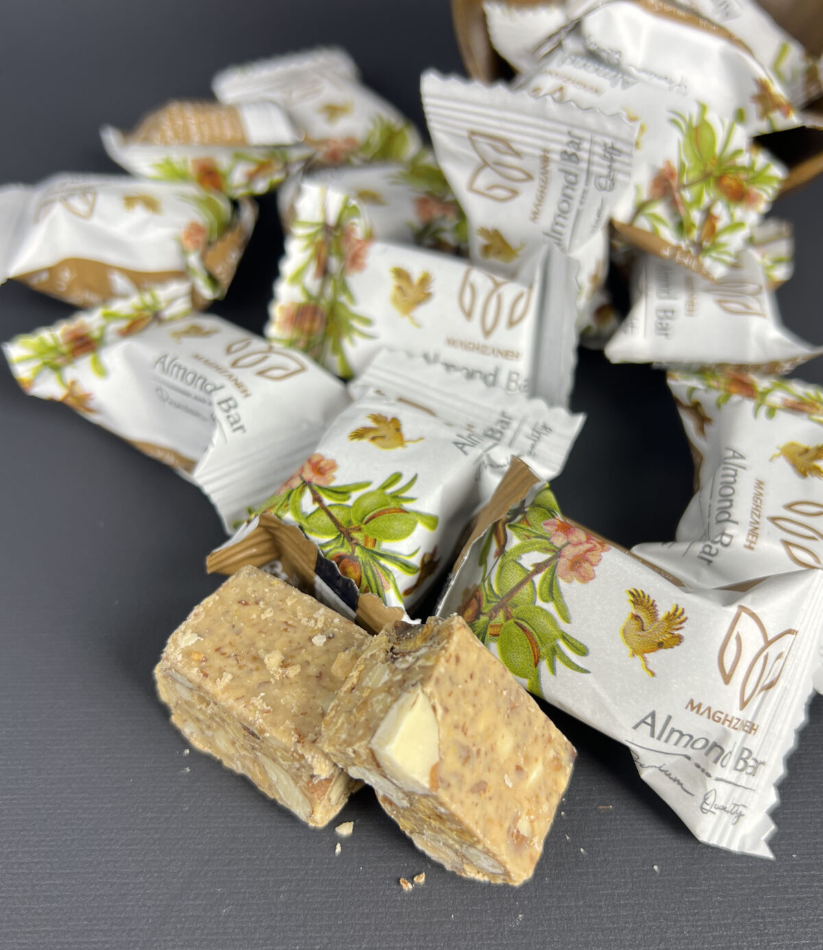 ⁦بار اللوز⁩ - الصورة ⁦4⁩