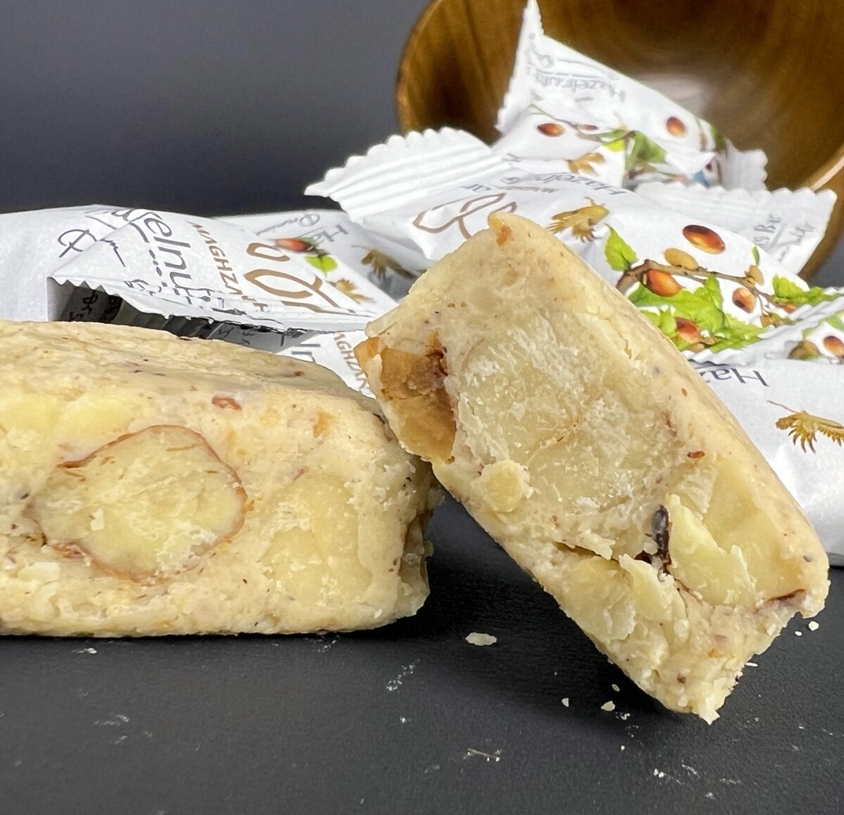 ⁦بار البندق⁩ - الصورة ⁦2⁩