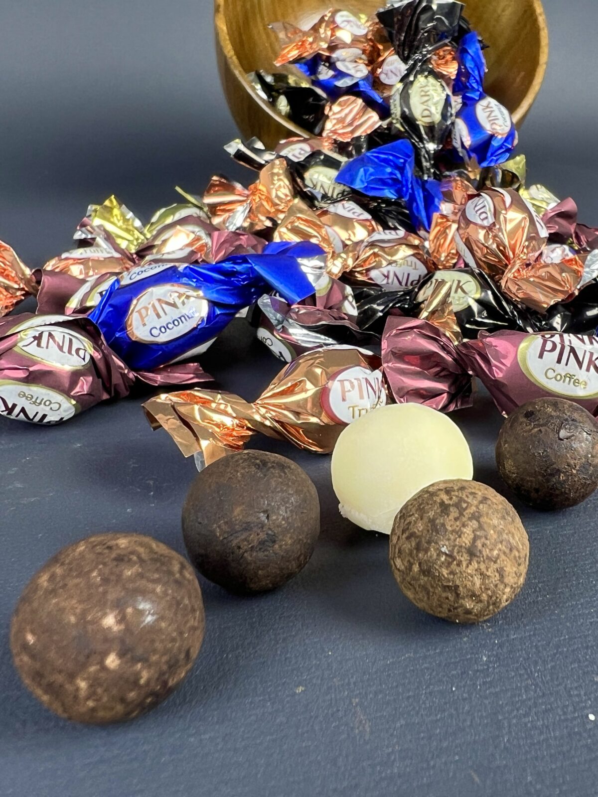 ⁦ترافل بينك بنكهات مختلفة⁩ - الصورة ⁦2⁩