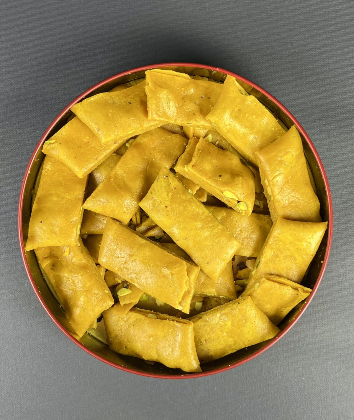 ⁦سُوهان لُقْمَة بِالفُسْتُق⁩ - الصورة ⁦2⁩