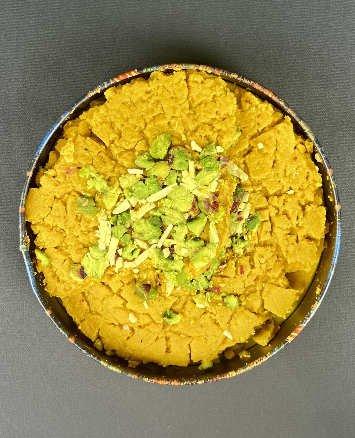 ⁦سُوهان تَخْت بِالفُسْتُق⁩ - الصورة ⁦2⁩