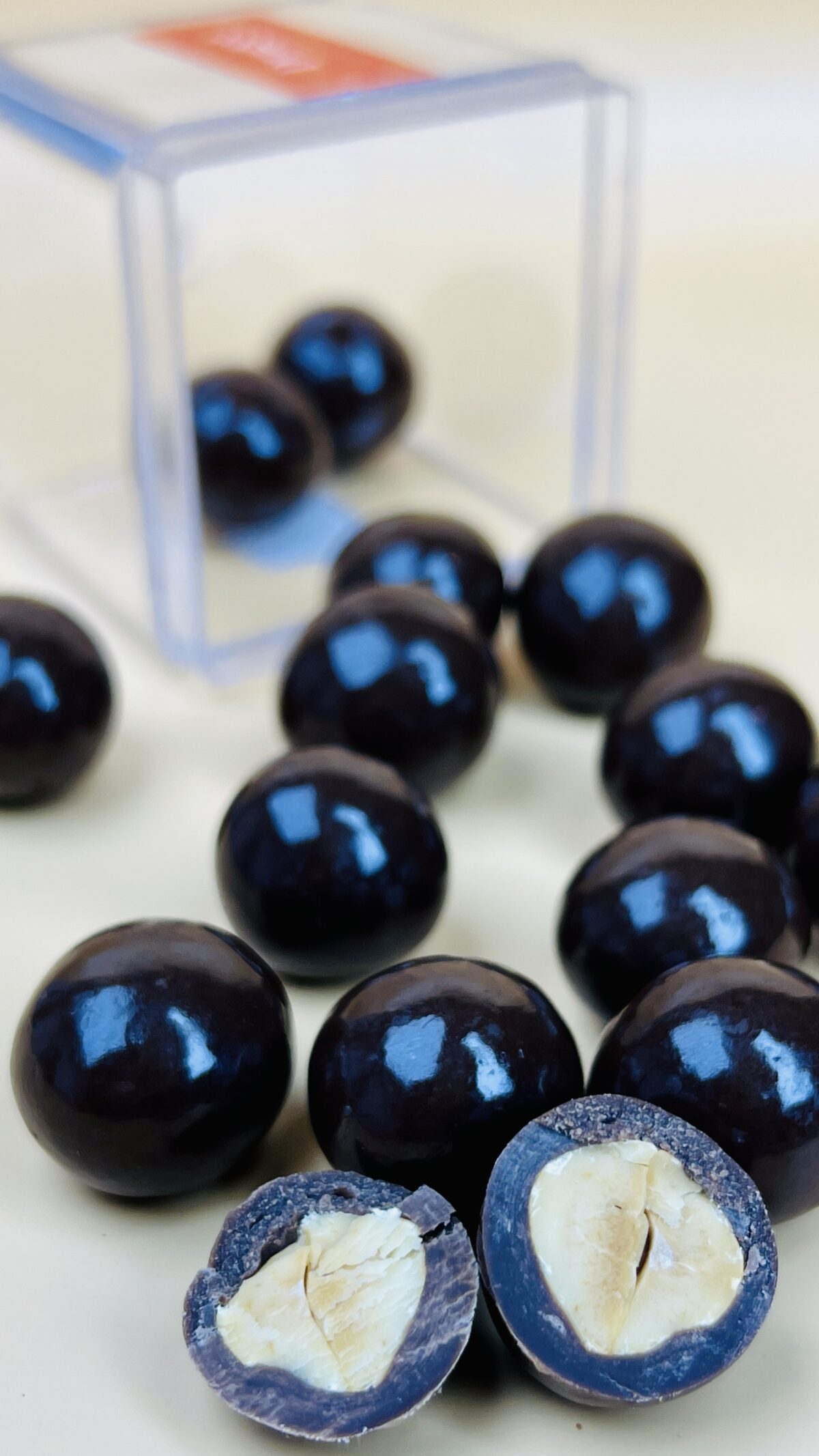 ⁦دراجه بندق بالشوكولاتة بالحليب⁩ - الصورة ⁦3⁩