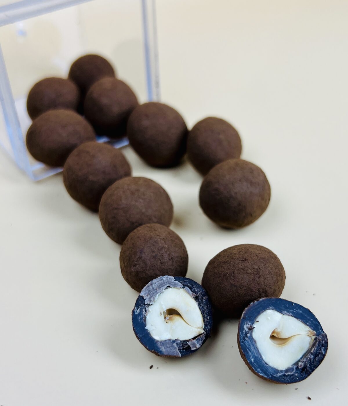 ⁦دراجه بندق بالشوكولاتة بالحليب ومسحوق القهوة⁩ - الصورة ⁦3⁩